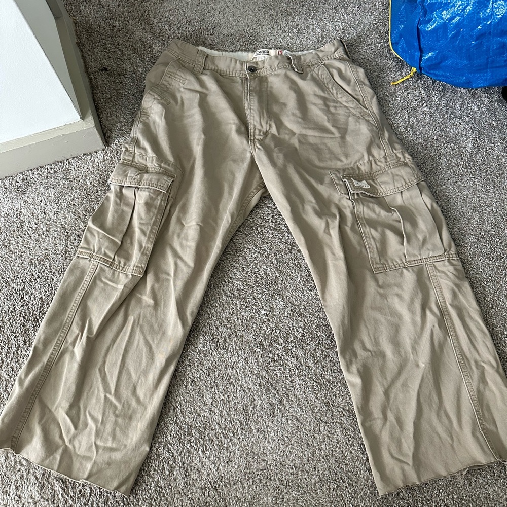 Levi’s cargo loose straight size W32 L32